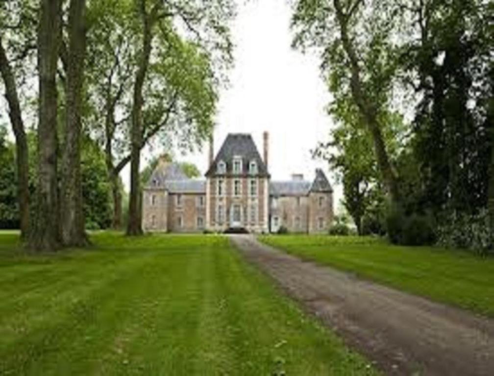Chateau De Villars Villeneuve-sur-Allier Esterno foto